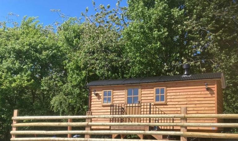 Villa The Snug At Coed Y Gaer Oswestry Exterior foto